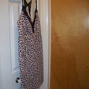 Cacique Pajama Negligee animal print